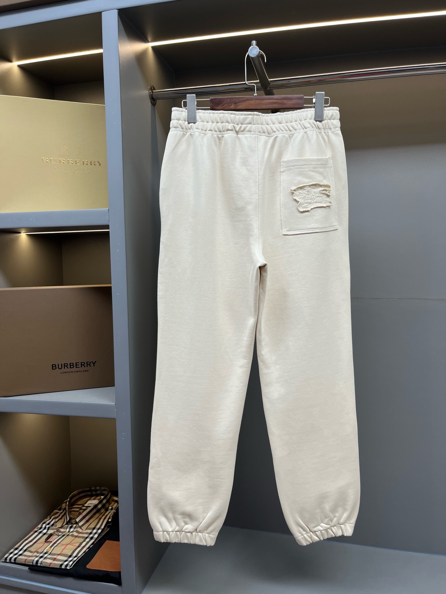 28_Burberry Tracksuit