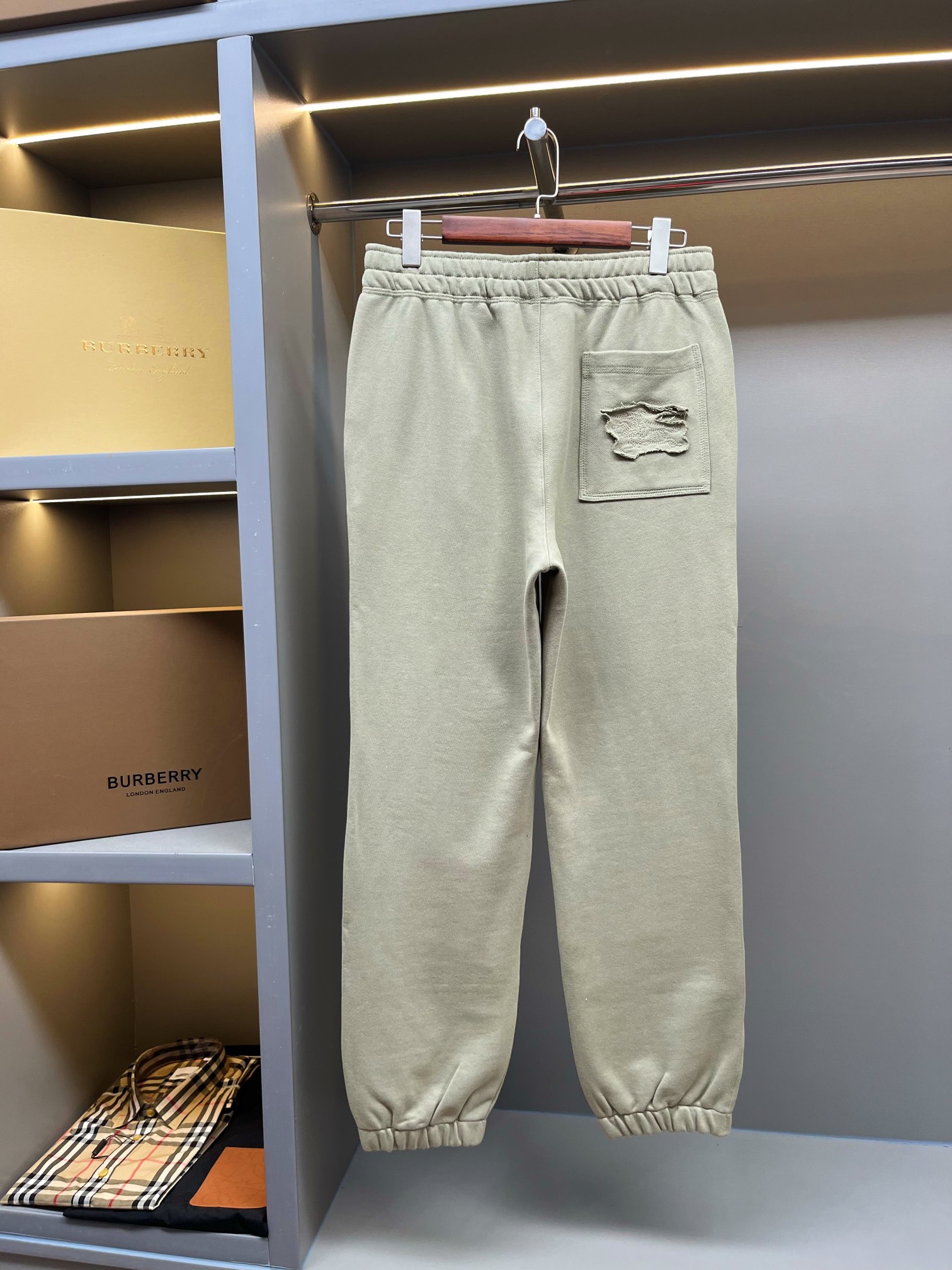 30_Burberry Tracksuit
