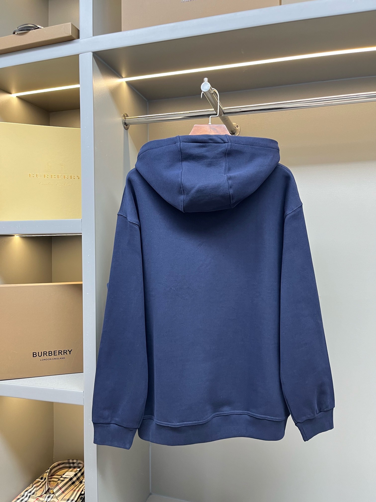 23_Burberry Hoodie