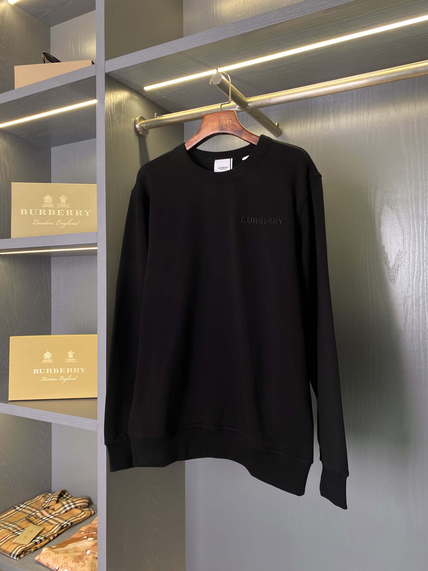 99_Burberry Crewneck