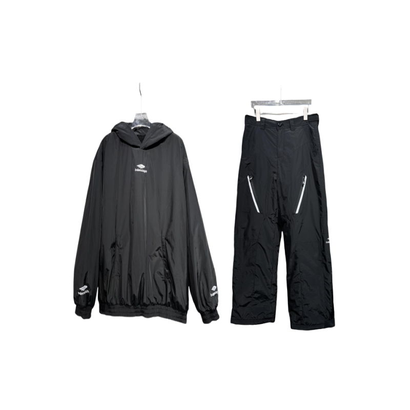 55_Balenciaga Tracksuit