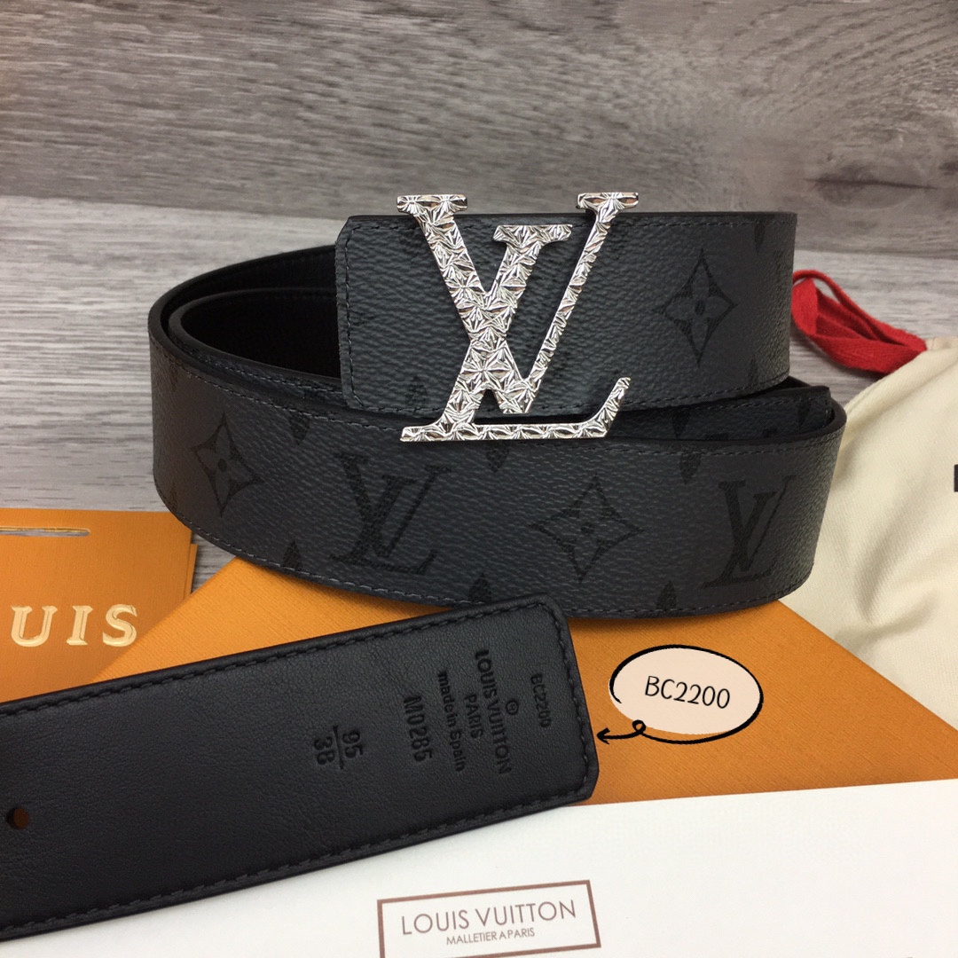 104_Louis Vuitton Belt