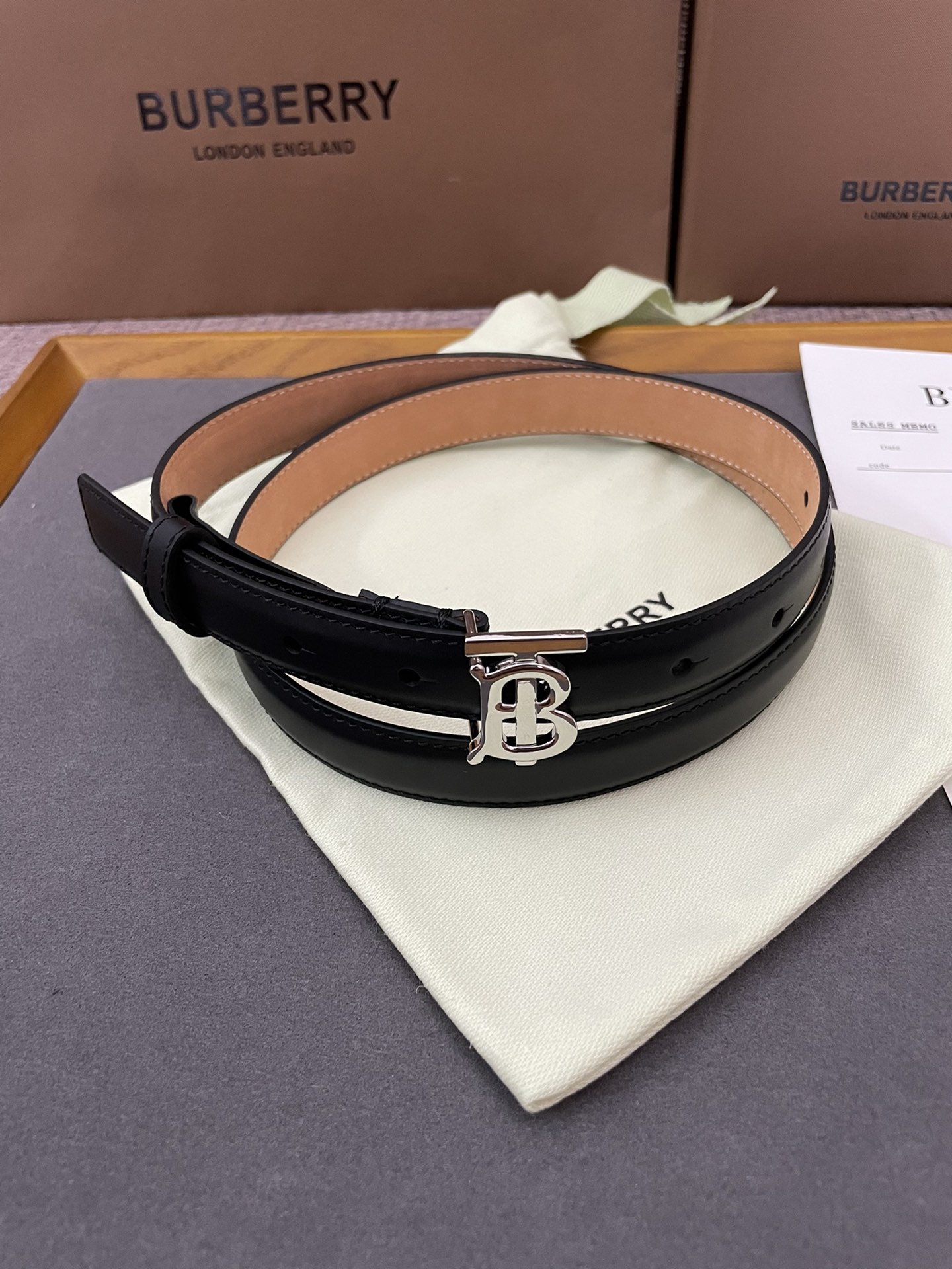 42_Burberry Belt