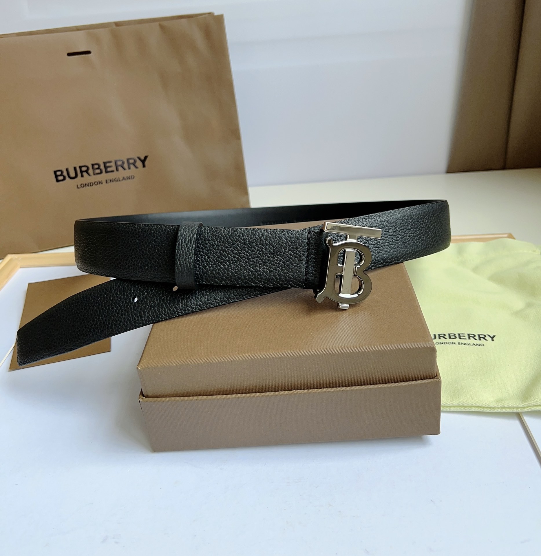 53_Burberry Belt