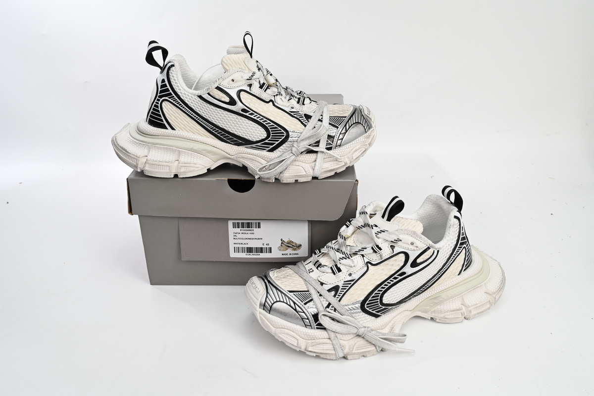112_Balenciaga Shoes