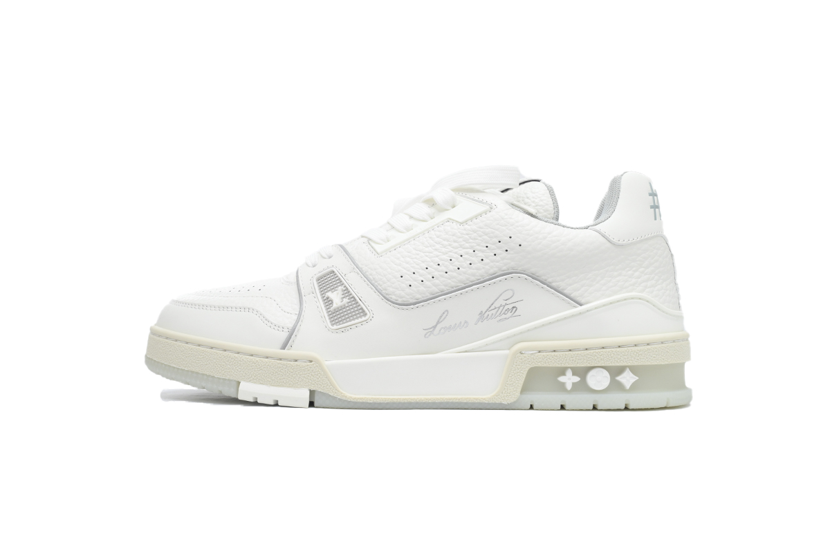 35_Louis Vuitton Shoes
