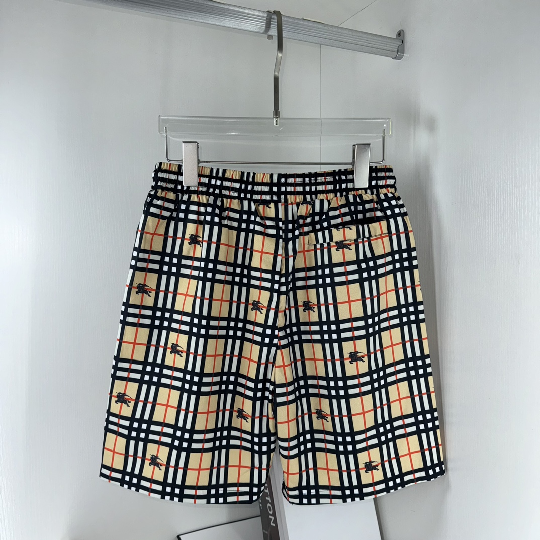 110_Burberry Shorts