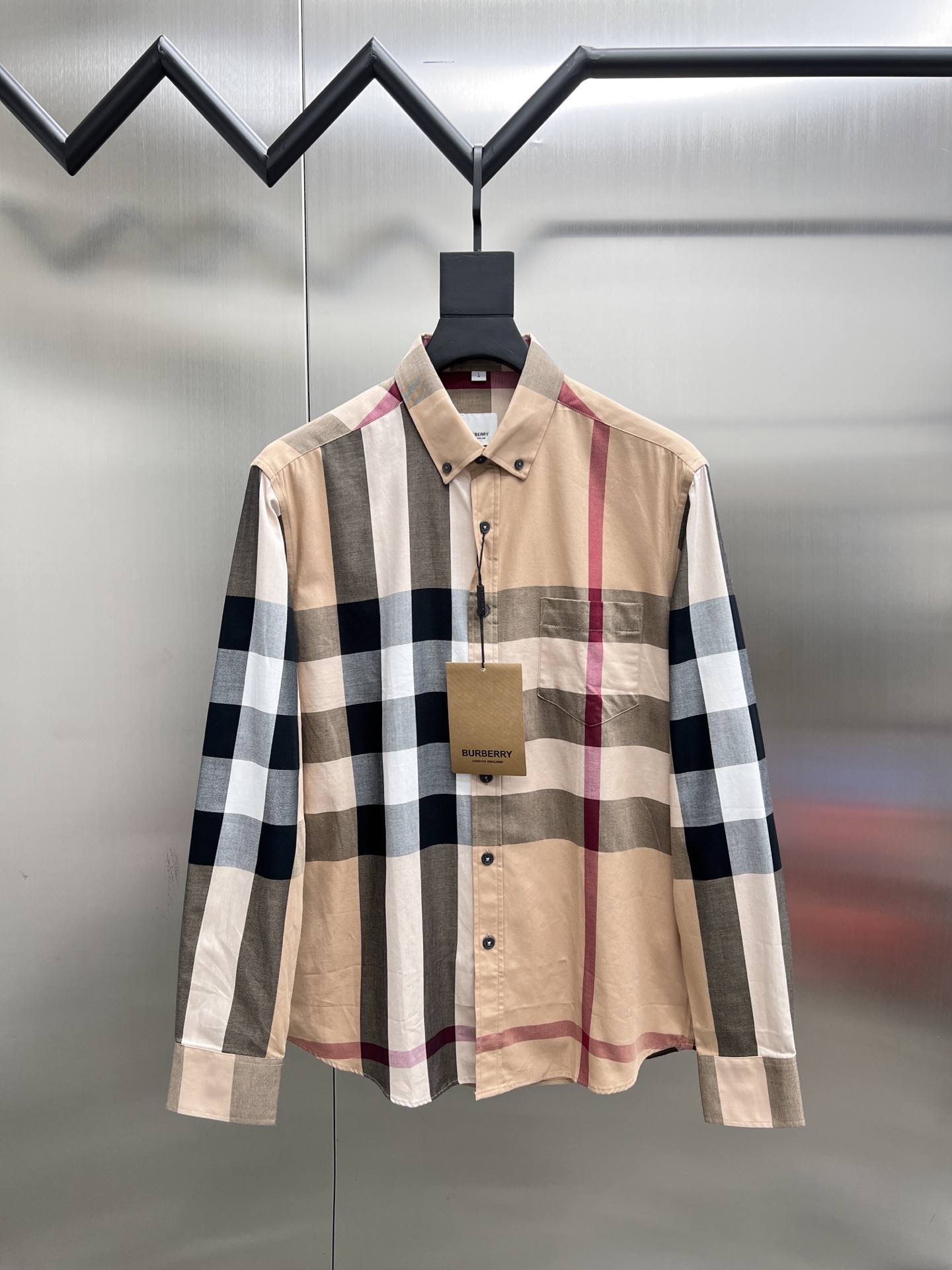 24_Burberry Shirt