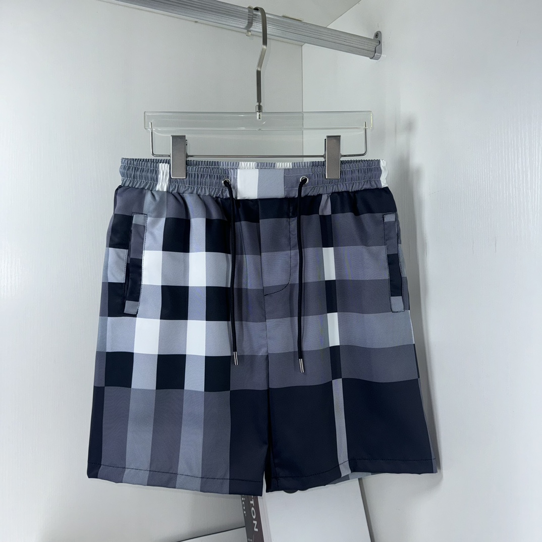 10_Burberry Shorts
