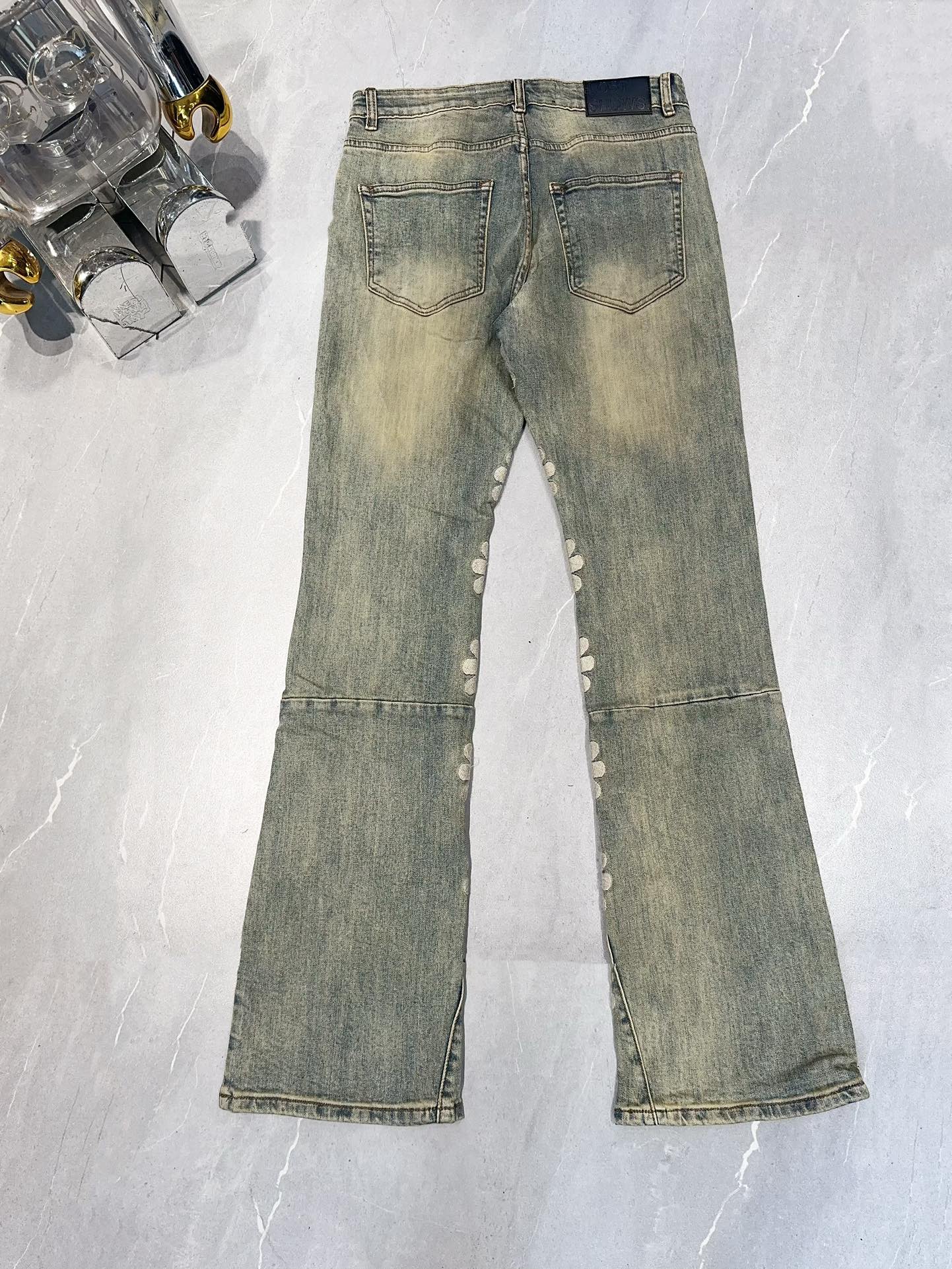 93_Lost Shdws Jeans