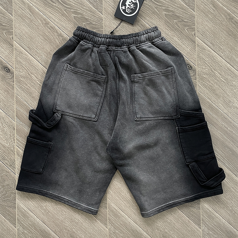 53_Hellstar Shorts
