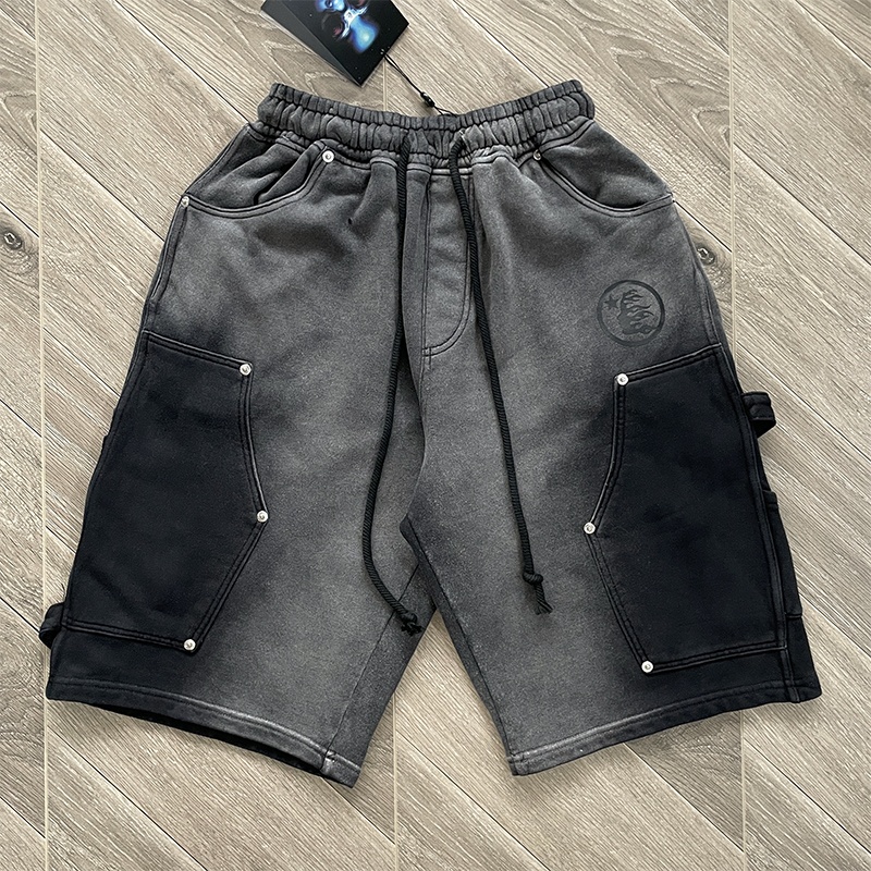 53_Hellstar Shorts