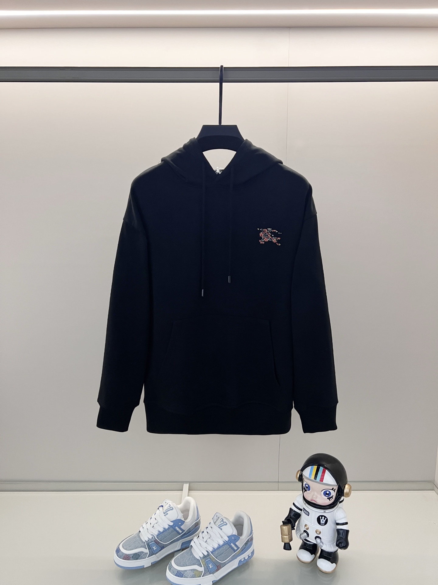 83_Burberry Hoodie
