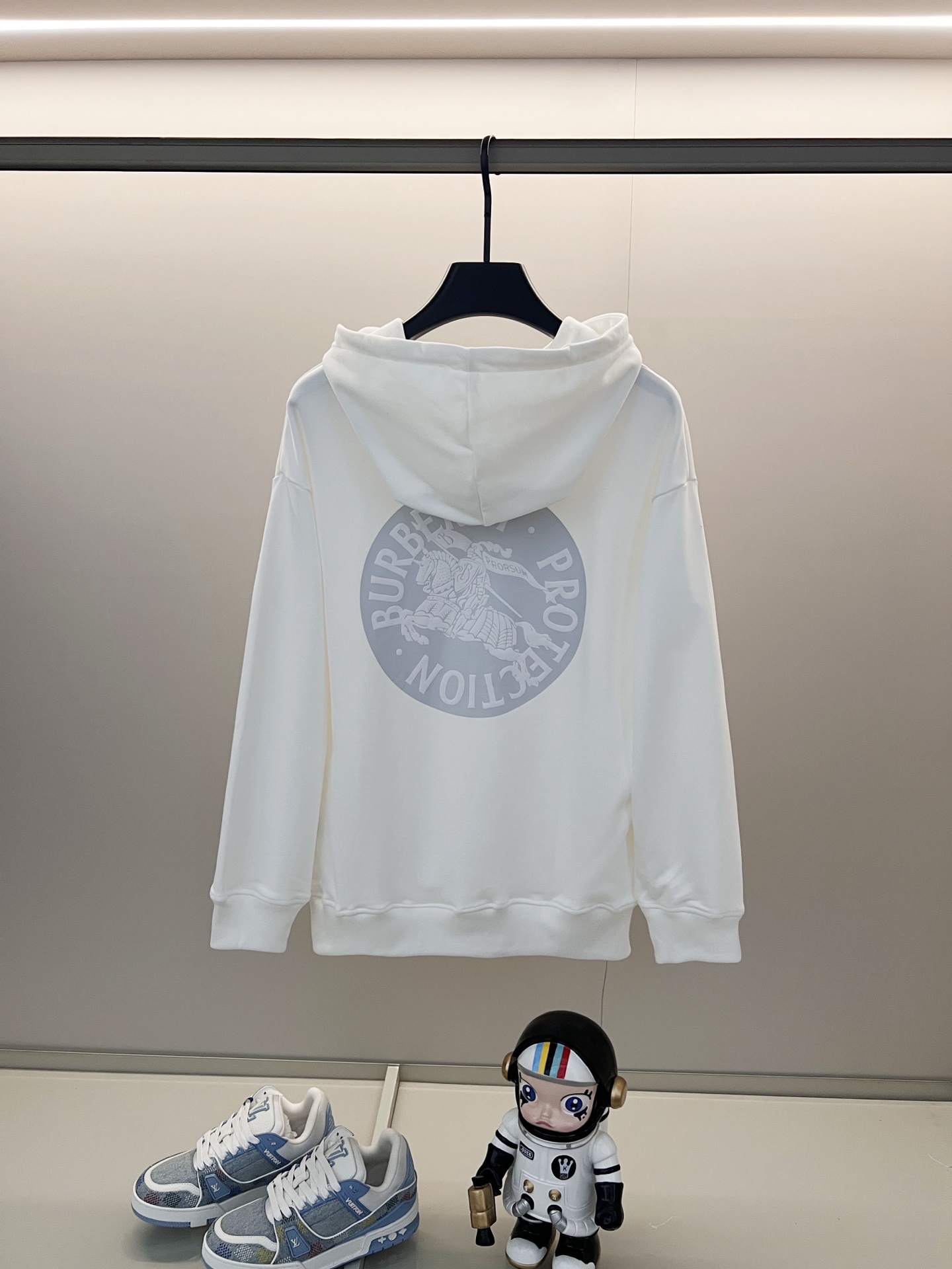 80_Burberry Hoodie