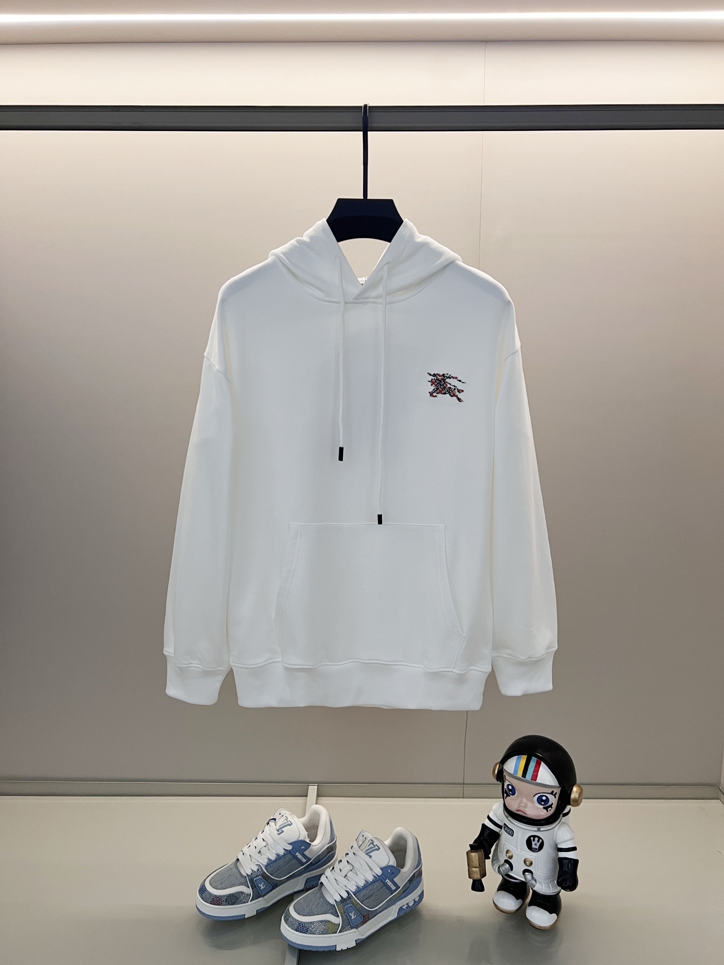 84_Burberry Hoodie