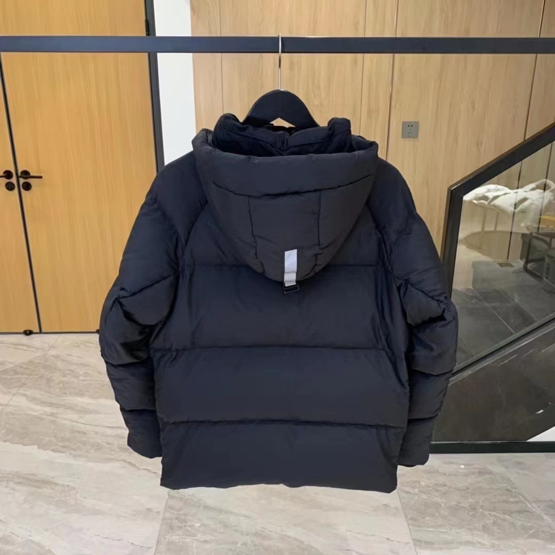 103_Canada Goose Down Jacket